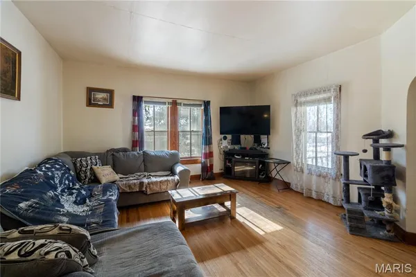 $227,500 | 659 East Pine Street, Bourbon, MO 65441