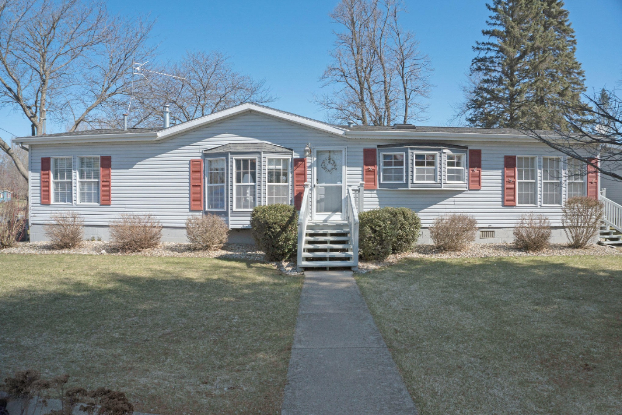 46564 Lakeview Drive Decatur, MI 49045 - Photo 1 of 51 DSC00108