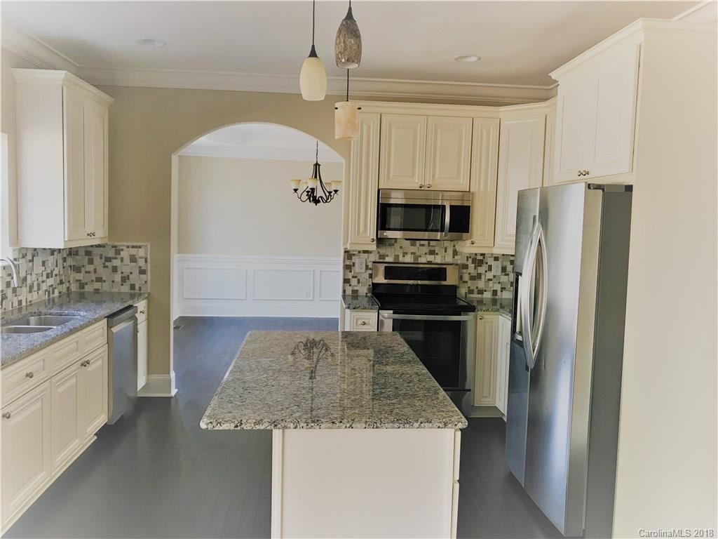 6909 Plott Road Charlotte, NC 28215 - Photo 4 of 29 Gallery Image 4