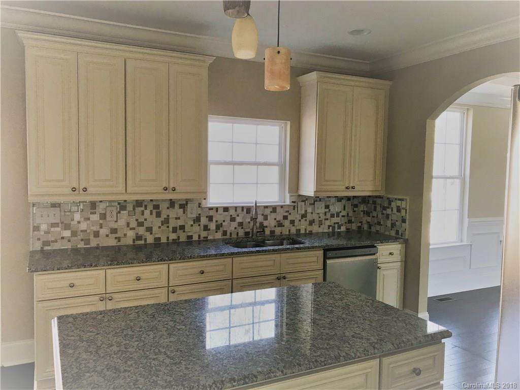 6909 Plott Road Charlotte, NC 28215 - Photo 5 of 29 Gallery Image 5