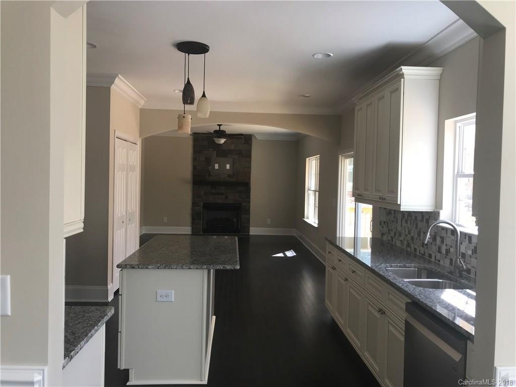 6909 Plott Road Charlotte, NC 28215 - Photo 7 of 29 Gallery Image 7