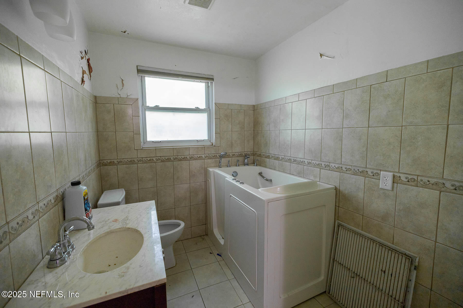 2501 Hendricks Avenue Jacksonville, FL 32207 - Photo 12 of 18 IMG_7744