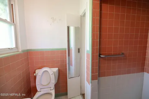 $395,000 | 2501 Hendricks Avenue, Jacksonville, FL 32207