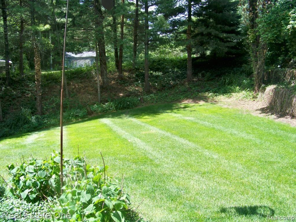 3208 North Tipsico Lake Road Hartland, MI 48353 - Photo 79 of 87 015.jpg