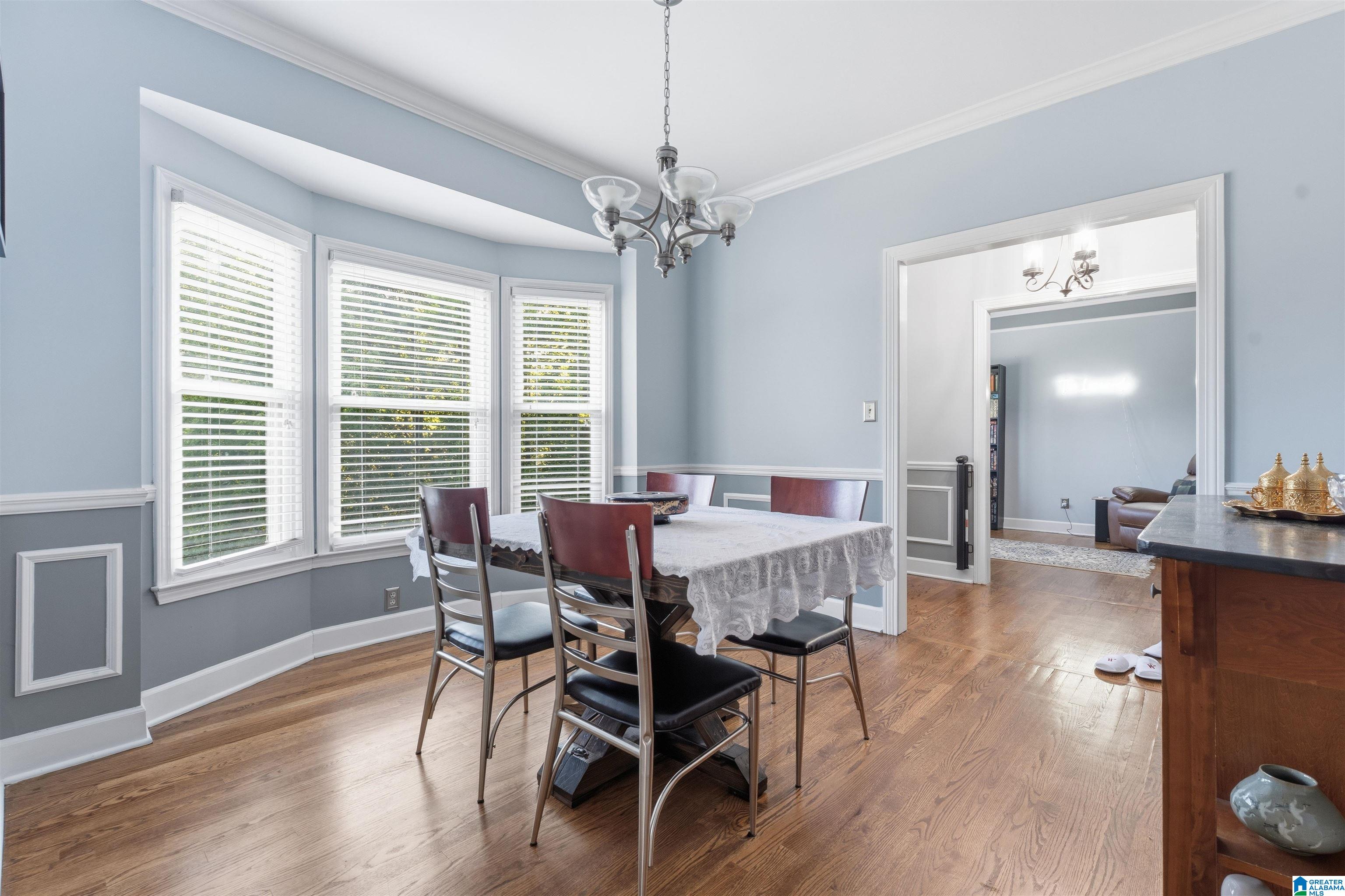 3918 Spring Valley Road Birmingham, AL 35223 - Photo 6 of 61 Gallery Image 6