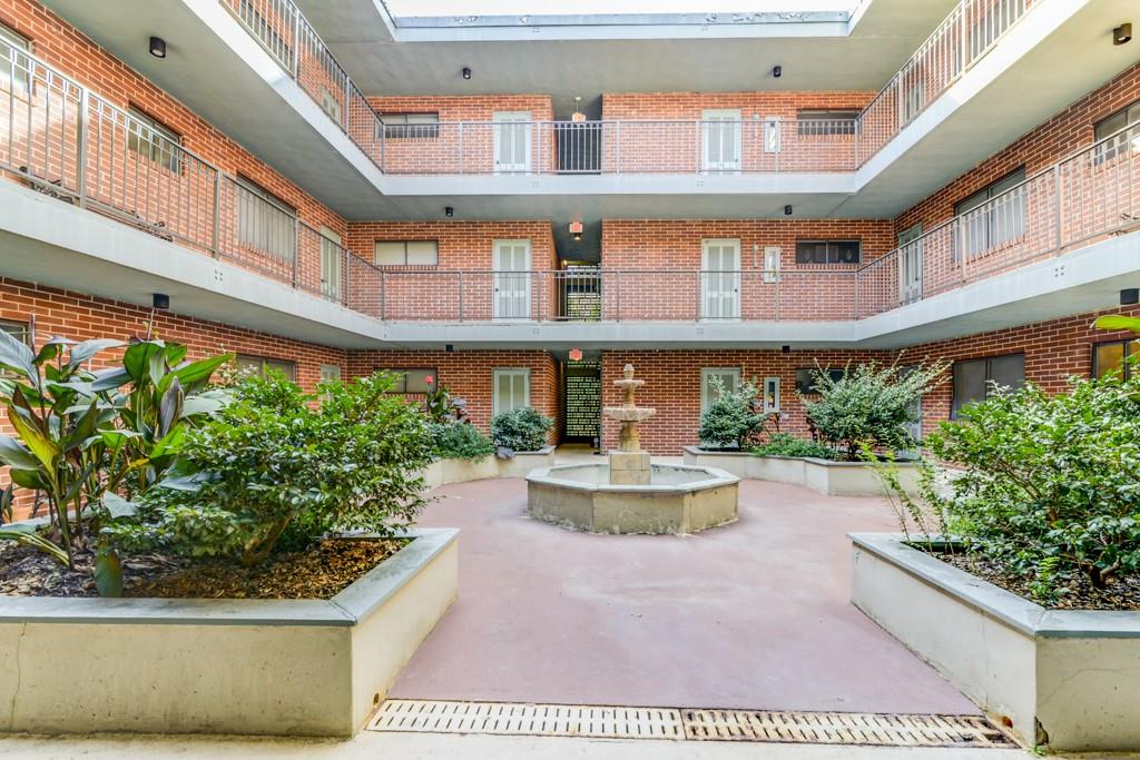 91 Rumson Road Northeast, Unit C35 Atlanta, GA 30305 - Photo 12 of 12 a front view of a building