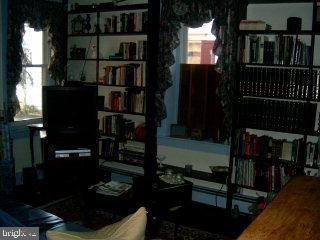 409 East Main Street Lititz, PA 17543 - Photo 5 of 12