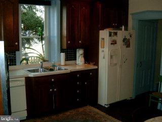 409 East Main Street Lititz, PA 17543 - Photo 7 of 12