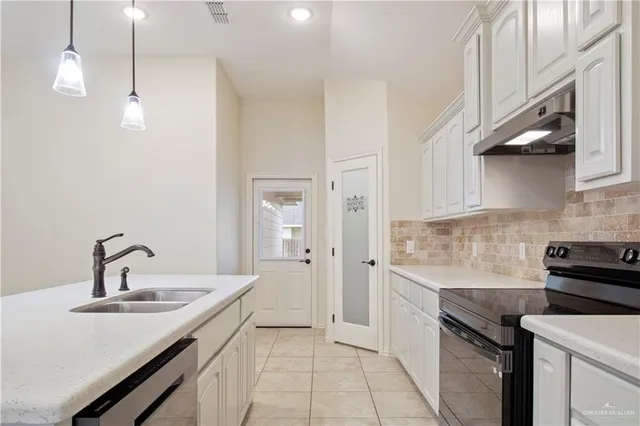 $272,000 | 2111 North 26th Street, Hidalgo, TX 78557