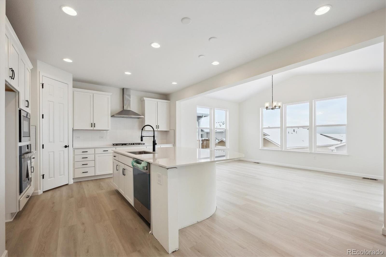 692 Apex Rise Street Erie, CO 80516 - Photo 8 of 23 Gallery Image 8