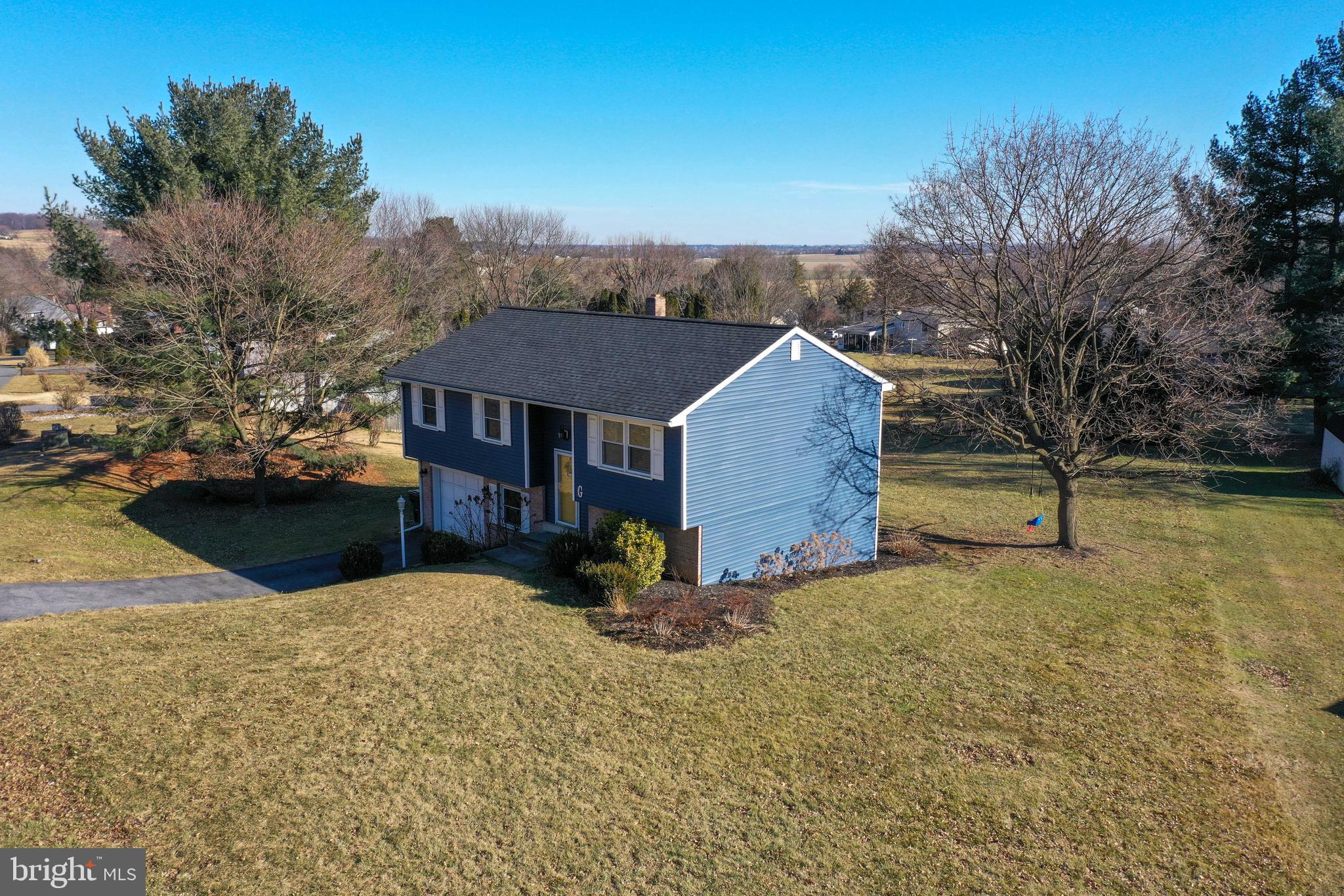 10 Sherri Lane Lititz, PA 17543 - Photo 1 of 45 Gallery Image 1
