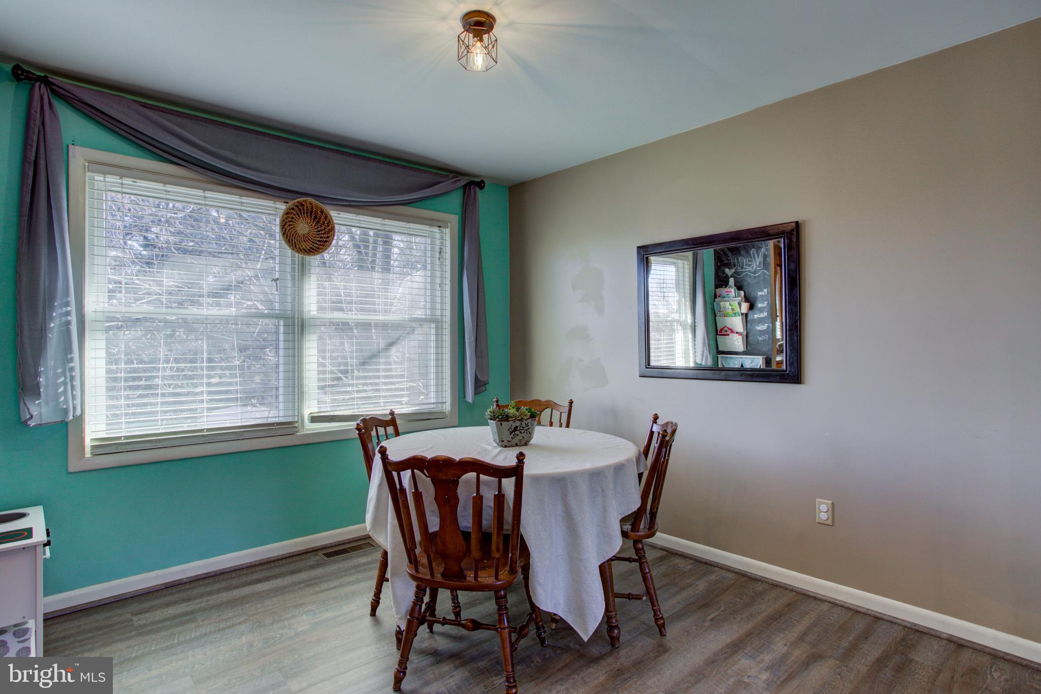 10 Sherri Lane Lititz, PA 17543 - Photo 8 of 45 Gallery Image 8