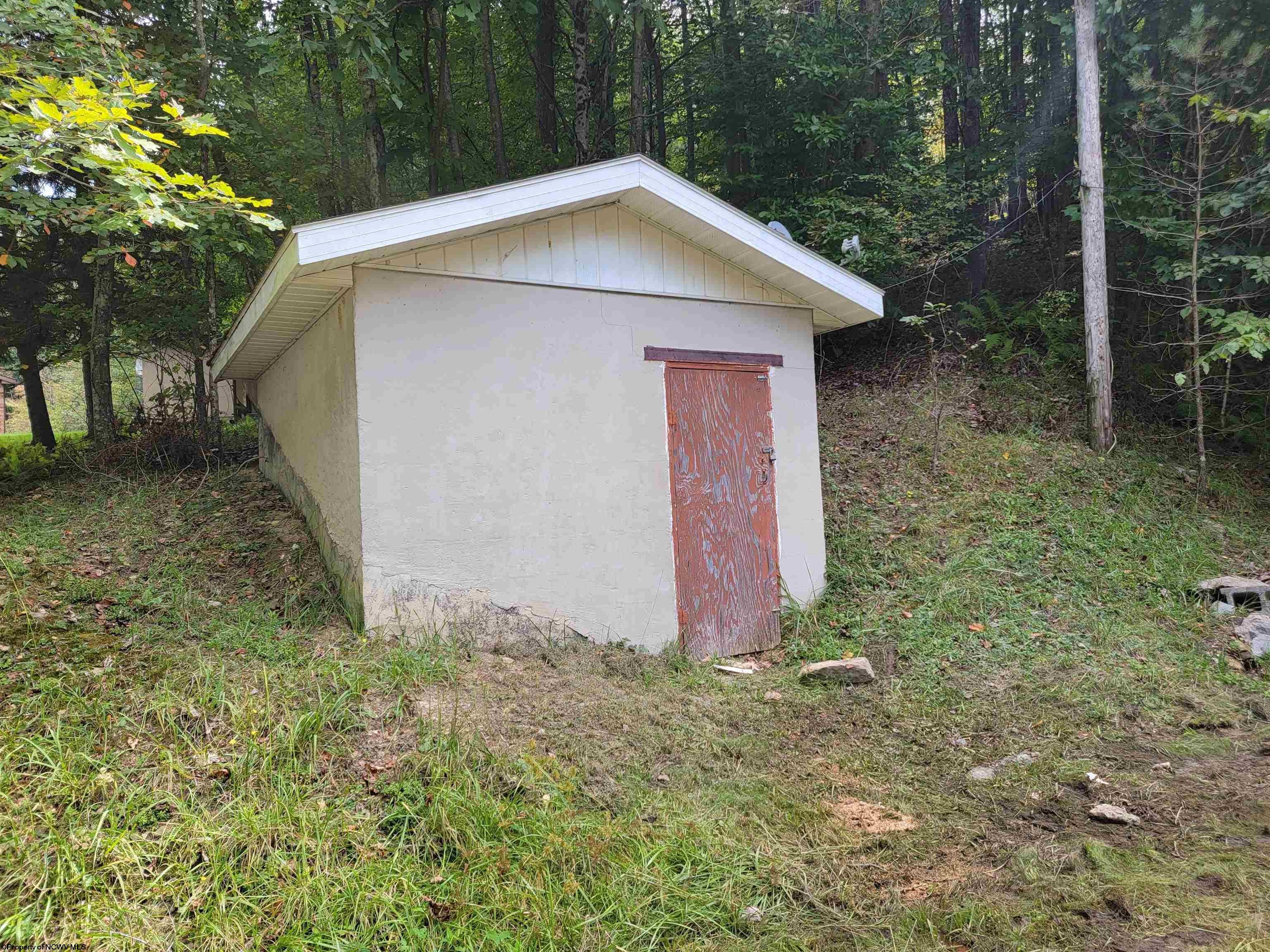 6446 Kesling Mill Road Buckhannon, WV 26201 - Photo 20 of 21 Gallery Image 20
