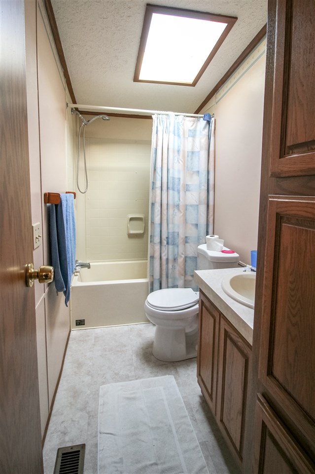 6392 East Lake Road Millington, MI 48746 - Photo 8 of 24