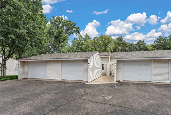 $189,000 | 12131 Drake Street Northwest, Coon Rapids, MN 55448