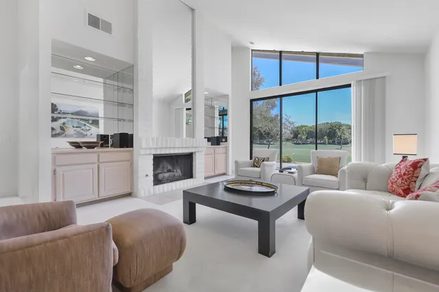 $579,000 | 164 Deer Spring Way, Palm Desert, CA 92211
