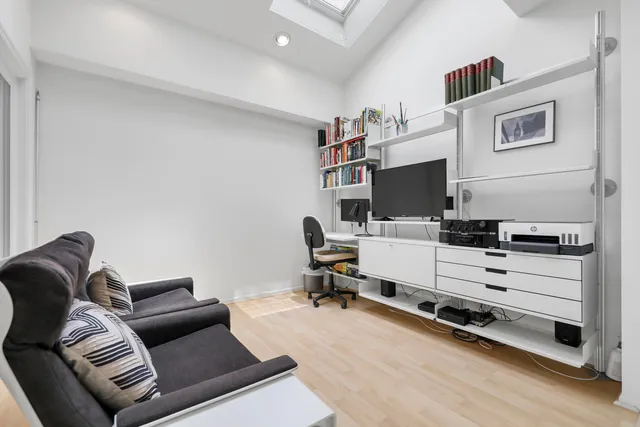 $579,000 | 164 Deer Spring Way, Palm Desert, CA 92211