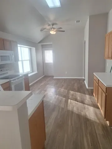 $1,895 | 11801 Porcupine Drive, Fort Worth, TX 76244