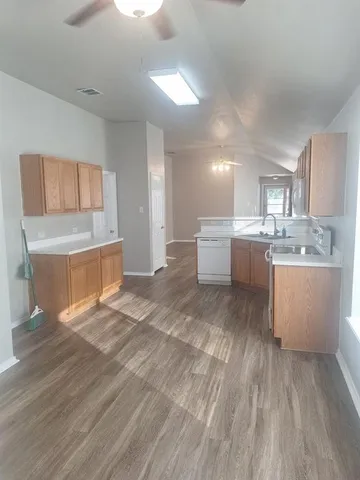 $1,895 | 11801 Porcupine Drive, Fort Worth, TX 76244