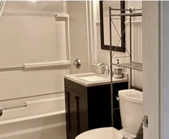 $6,100 | 14 Dow Street, Unit 2, Somerville, MA 02144