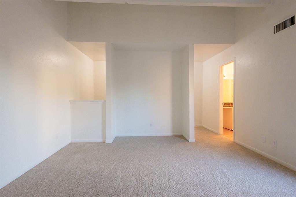 5540 Boca Raton Boulevard, Unit 175 Fort Worth, TX 76112 - Photo 20 of 30 Unfurnished bedroom