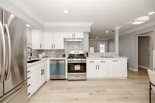 $309,900 | 524 Ridgecrest Drive, Lewisville, TX 75067