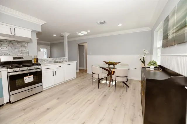 $309,900 | 524 Ridgecrest Drive, Lewisville, TX 75067