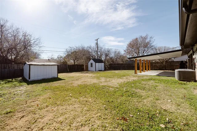 $309,900 | 524 Ridgecrest Drive, Lewisville, TX 75067