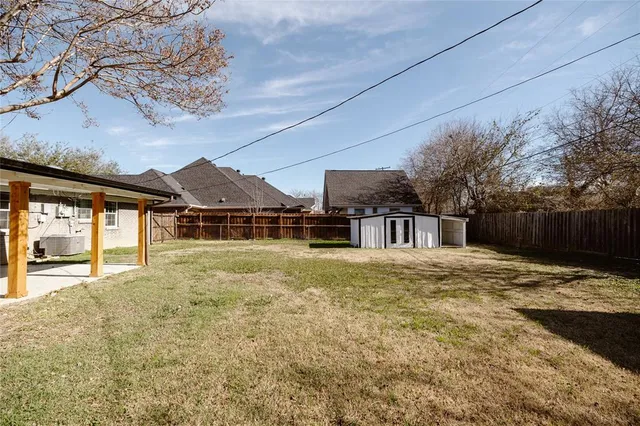 $309,900 | 524 Ridgecrest Drive, Lewisville, TX 75067