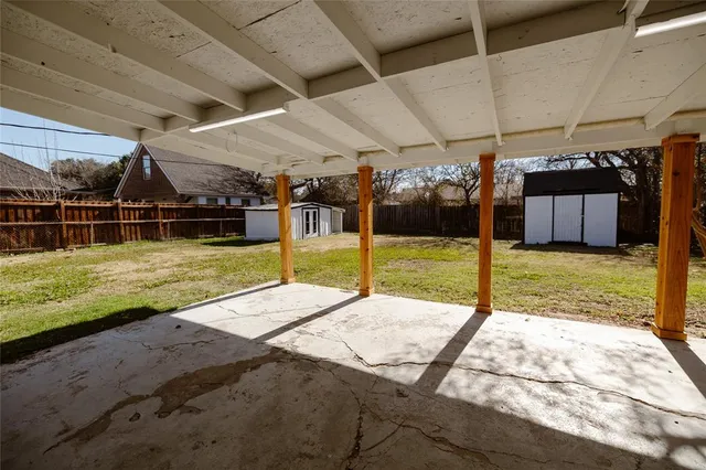 $309,900 | 524 Ridgecrest Drive, Lewisville, TX 75067