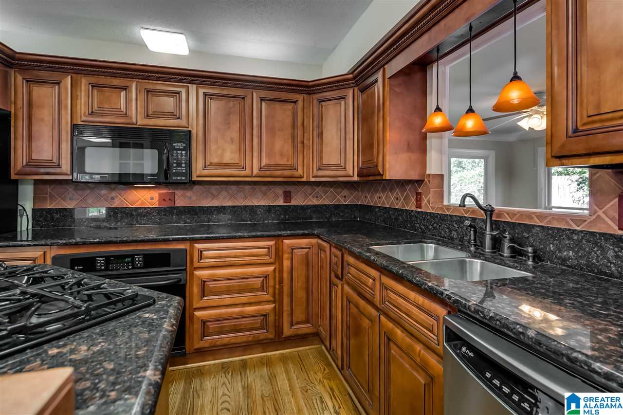 45 Hunters Trace Pelham, AL 35124 - Photo 1 of 48