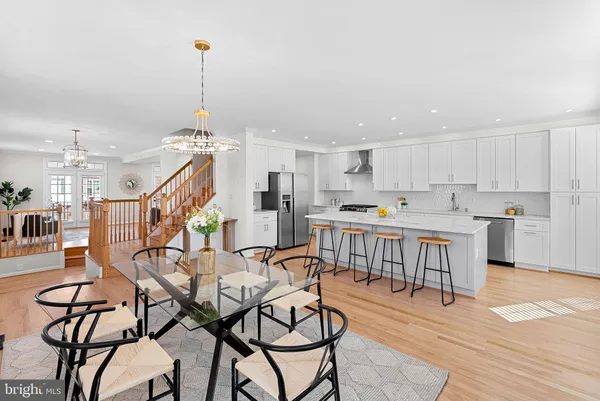 $875,000 | 6223 Windham Hill Run, Alexandria, VA 22315