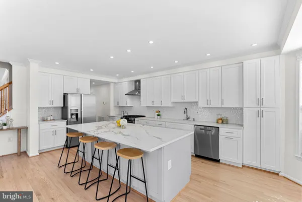 $875,000 | 6223 Windham Hill Run, Alexandria, VA 22315