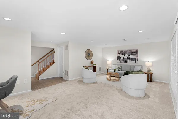 $875,000 | 6223 Windham Hill Run, Alexandria, VA 22315