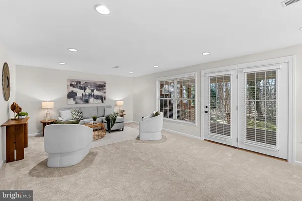 $875,000 | 6223 Windham Hill Run, Alexandria, VA 22315