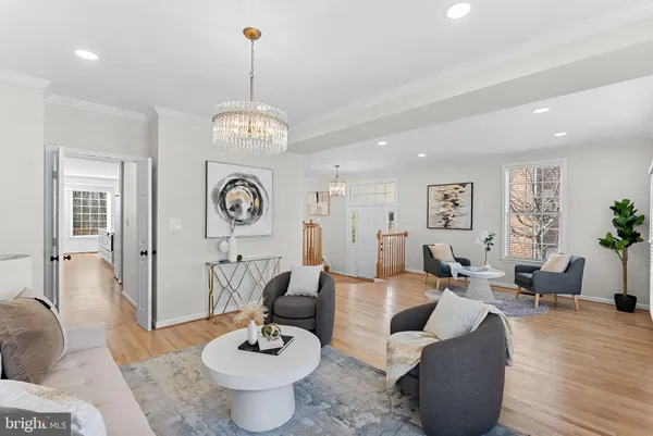 $875,000 | 6223 Windham Hill Run, Alexandria, VA 22315