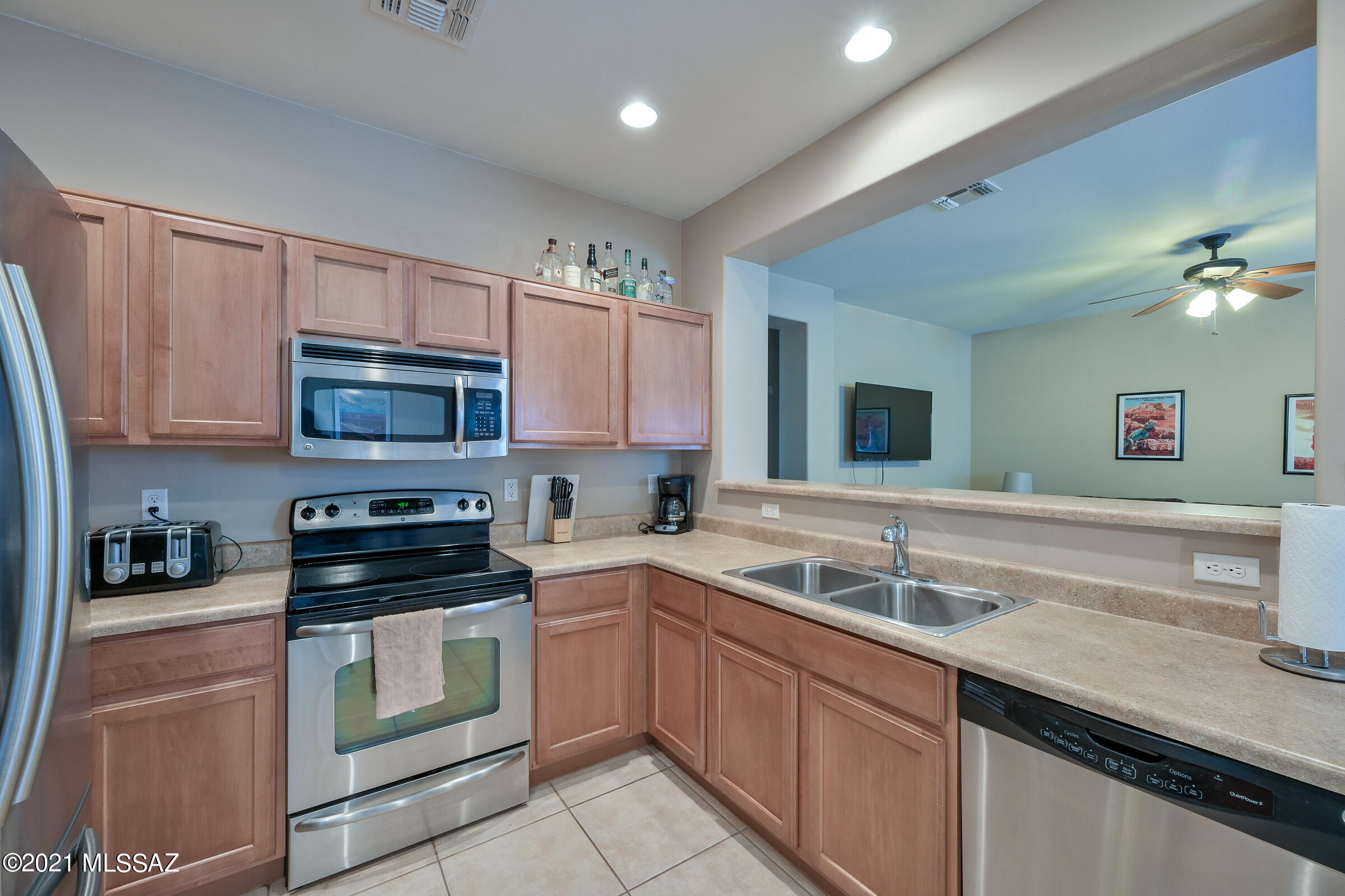 21568 East Reunion Road Red Rock, AZ 85145 - Photo 9 of 30 Gallery Image 9