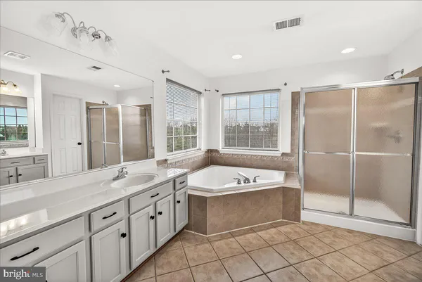 $495,000 | 603 Shannon Drive North, Greencastle, PA 17225