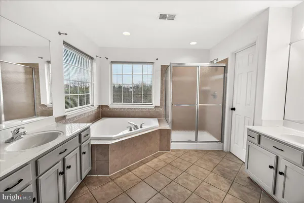 $495,000 | 603 Shannon Drive North, Greencastle, PA 17225