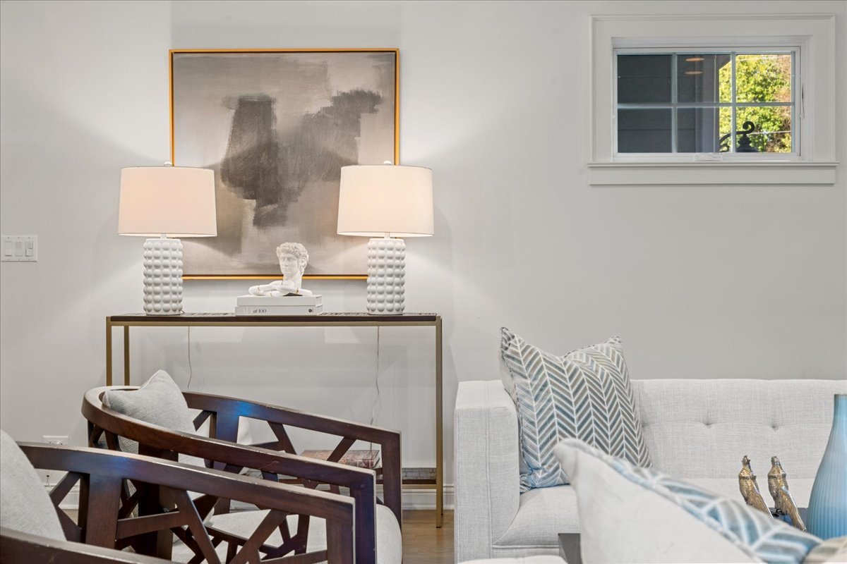 1625 Sunset Ridge Road Glenview, IL 60025 - Photo 12 of 49 a workspace with furniture and window