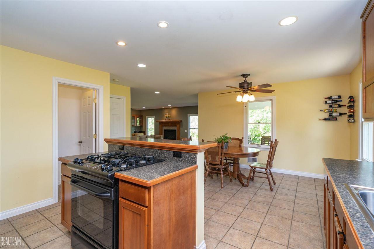 11172 Burt Road Emmett, MI 48022 - Photo 14 of 31 50078773-13.JPG