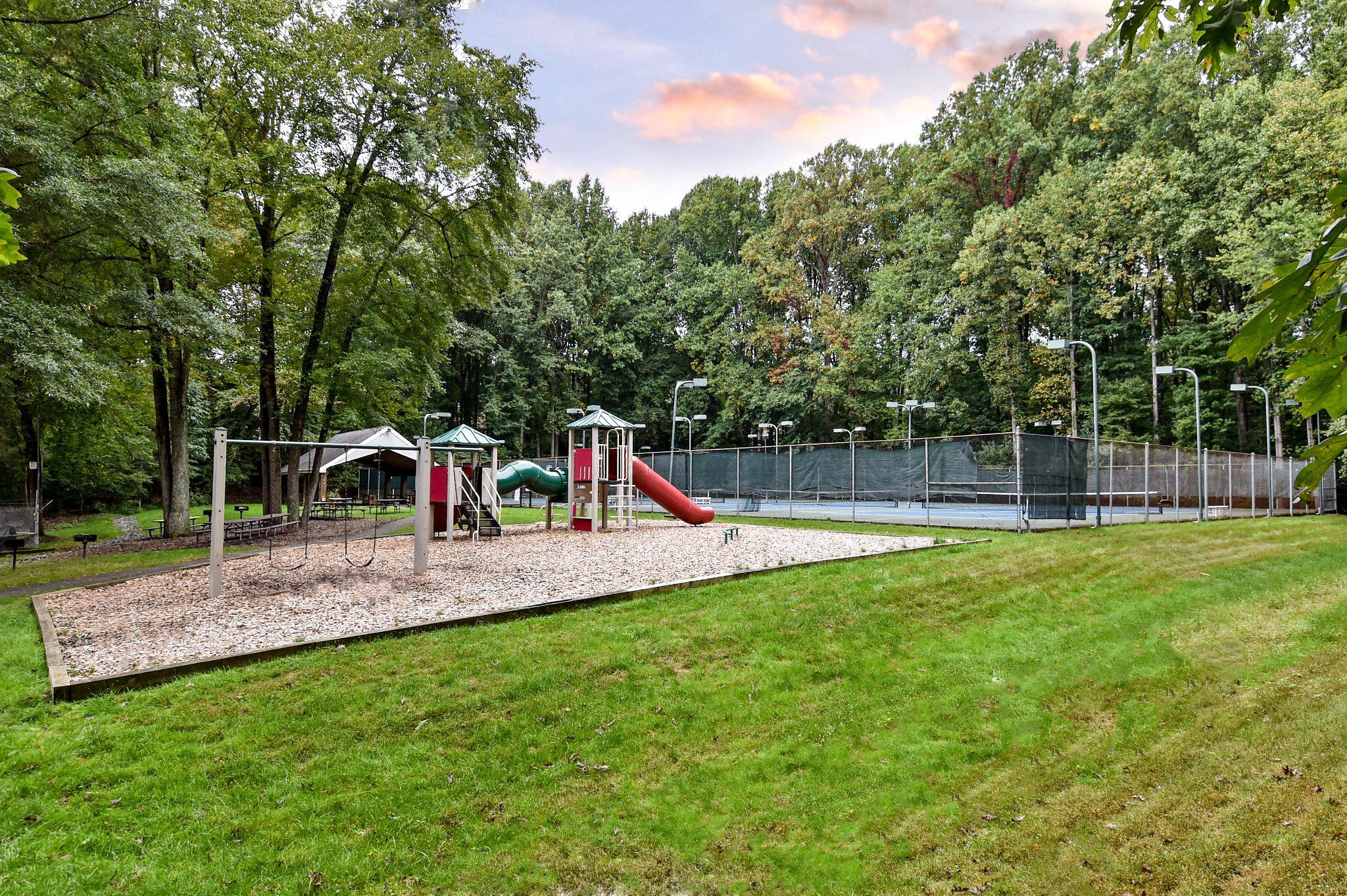 2231 Cartwright Place Reston, VA 20191 - Photo 29 of 38 Playground