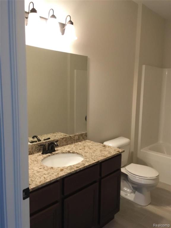 4052 Cameron Court Wixom, MI 48393 - Photo 19 of 28