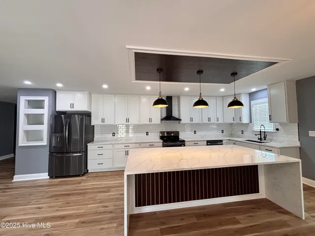 $418,000 | 730 NW Boulevard, Clinton, NC 28328