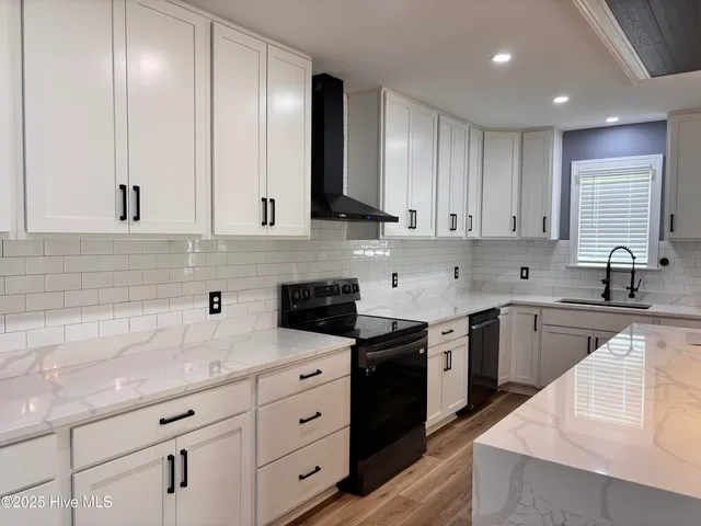 $418,000 | 730 NW Boulevard, Clinton, NC 28328