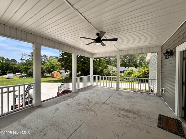 $417,900 | 730 NW Boulevard, Clinton, NC 28328