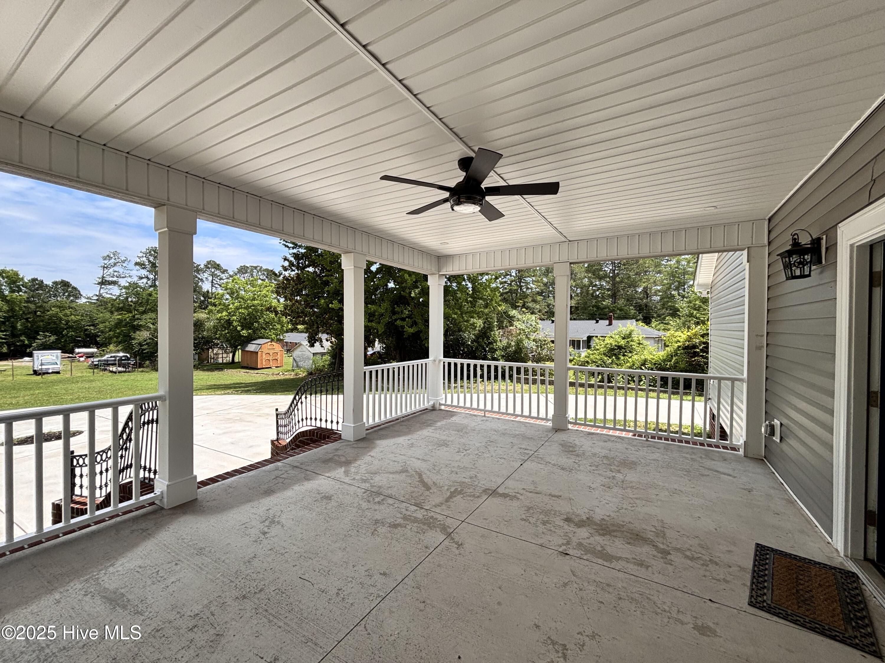 730 NW Boulevard Clinton, NC 28328 - Photo 21 of 74 IMG_8054