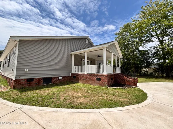 $417,900 | 730 NW Boulevard, Clinton, NC 28328