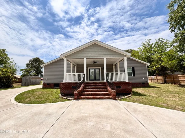 $418,000 | 730 NW Boulevard, Clinton, NC 28328