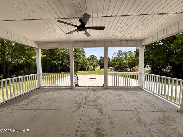 $418,000 | 730 NW Boulevard, Clinton, NC 28328